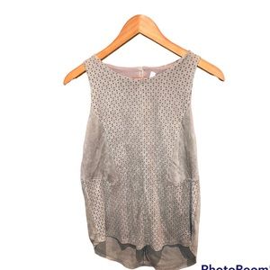 Womens Lapis Brand Sleeveless Fitted Blouse